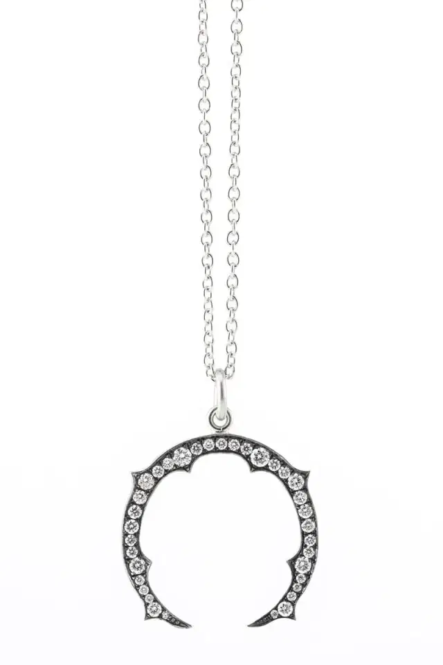 Sylva & Cie Small Horseshoe Pendant Necklace