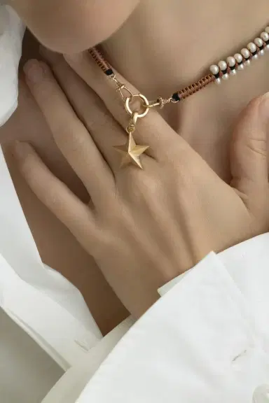 Marie Lichtenberg Small Star Pendant | Thumbnail 2