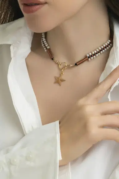Marie Lichtenberg Small Star Pendant | Thumbnail 3