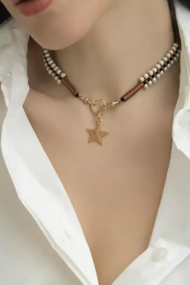 Marie Lichtenberg Small Star Pendant | Thumbnail 5