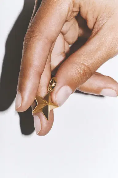 Marie Lichtenberg Small Star Pendant | Thumbnail 7