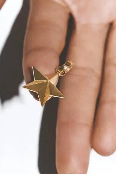 Marie Lichtenberg Small Star Pendant | Thumbnail 8