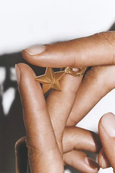 Marie Lichtenberg Small Star Pendant | Thumbnail 9
