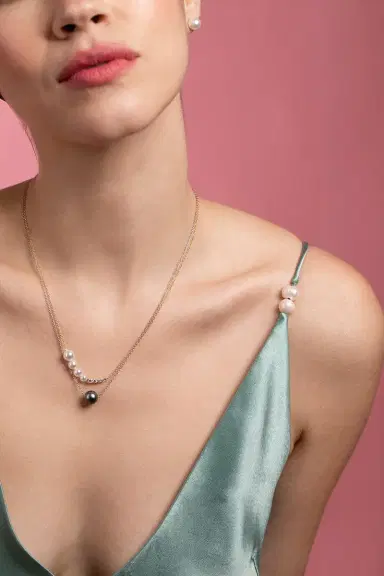 BAGGINS Split Akoya Pearl and Diamond Necklace | Thumbnail 2 BAGGINS Split Akoya Pearl and Diamond Necklace | Thumbnail 2