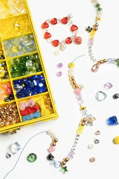 SUPER SMALLS Super Entrepreneur Bead Kit | Thumbnail 3 SUPER SMALLS Super Entrepreneur Bead Kit | Thumbnail 3