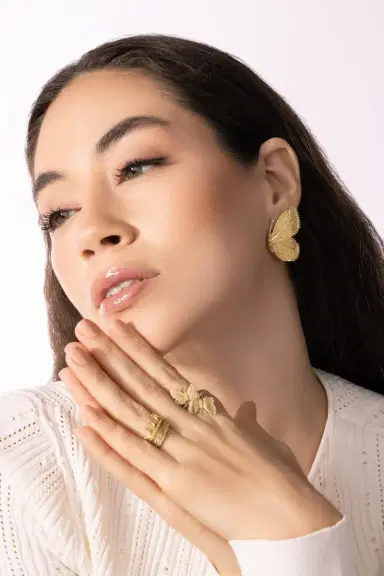 TANYA FARAH Textured Half Butterfly Wing Diamond Earrings | Thumbnail 2 TANYA FARAH Textured Half Butterfly Wing Diamond Earrings | Thumbnail 2