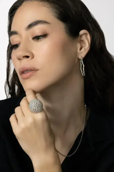 PARULINA Thorn Briar Diamond Hoop Earrings | Thumbnail 4