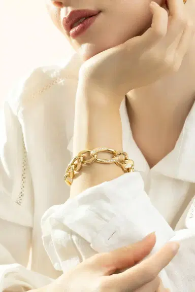BIZZOTTO Three Diamond Link Bracelet | Thumbnail 4 BIZZOTTO Three Diamond Link Bracelet | Thumbnail 4