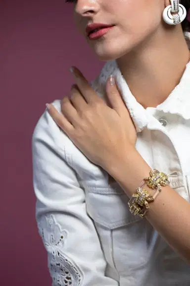 DAVID WEBB Twilight Crystal Diamond Laurel Bracelet | Thumbnail 2
