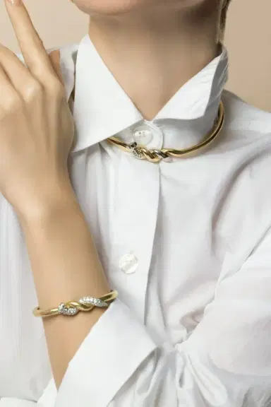 DAVID WEBB Two Tone Twisted Nail Collar Necklace | Thumbnail 4 DAVID WEBB Two Tone Twisted Nail Collar Necklace | Thumbnail 4