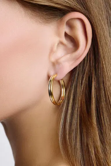 Jennifer Fisher Two-Tone Thread Baby Hoop Earrings - 1.5in | Thumbnail 2 Jennifer Fisher Two-Tone Thread Baby Hoop Earrings - 1.5in | Thumbnail 2