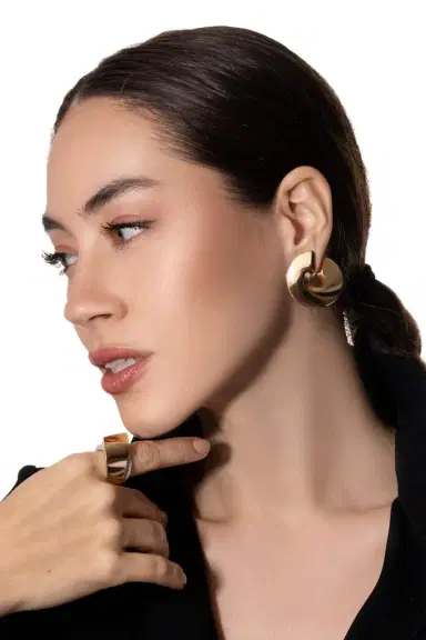 Vhernier Verso Medio Earrings | Thumbnail 2