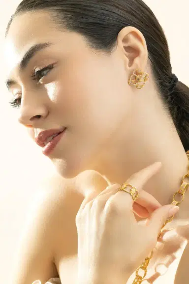 Coomi Vitality Stud Earrings | Thumbnail 2 Coomi Vitality Stud Earrings | Thumbnail 2