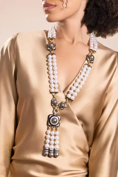 DAVID WEBB White Grey Pearl Couture Necklace | Thumbnail 4 DAVID WEBB White Grey Pearl Couture Necklace | Thumbnail 4
