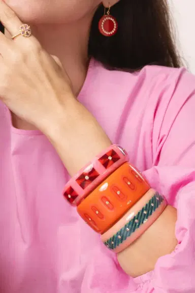 MARK DAVIS White Topaz Pink Red Bakelite Bangle | Thumbnail 4 MARK DAVIS White Topaz Pink Red Bakelite Bangle | Thumbnail 4