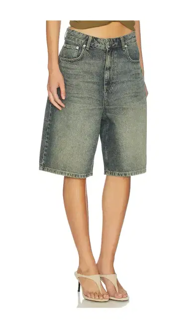 Gestuz Susara High Waisted Shorts | Thumbnail 2 Gestuz Susara High Waisted Shorts | Thumbnail 2