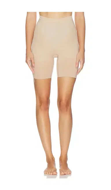 Spanx Sculpt Gofigure Mid Thigh Short | Thumbnail 1 Spanx Sculpt Gofigure Mid Thigh Short | Thumbnail 1