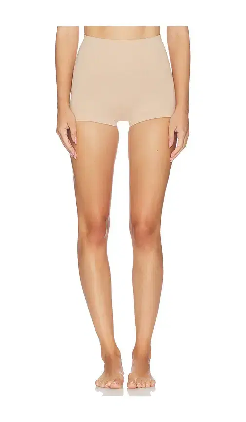 SPANX Shape Extraordinary Boyshort