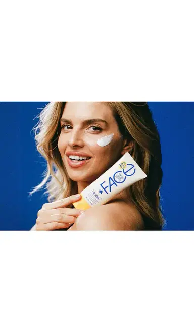 Vacation Classic Face Lotion SPF 45 | Thumbnail 4 Vacation Classic Face Lotion SPF 45 | Thumbnail 4