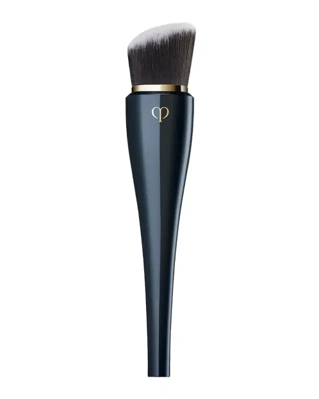 Cle de Peau Beaute High Coverage Foundation Brush