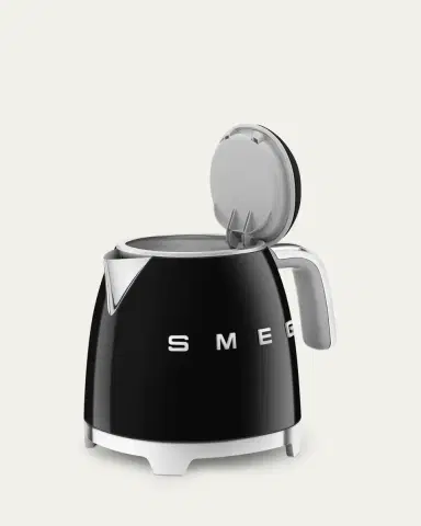 Smeg Mini Kettle | Thumbnail 4