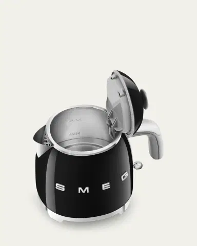 Smeg Mini Kettle | Thumbnail 5