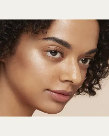 CLÉ DE PEAU BEAUTÉ 1 oz. The Luminizing Face Enhancer | Thumbnail 4 CLÉ DE PEAU BEAUTÉ 1 oz. The Luminizing Face Enhancer | Thumbnail 4