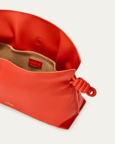 Loewe Flamenco Medium Clutch Bag in Nappa Leather | Thumbnail 7