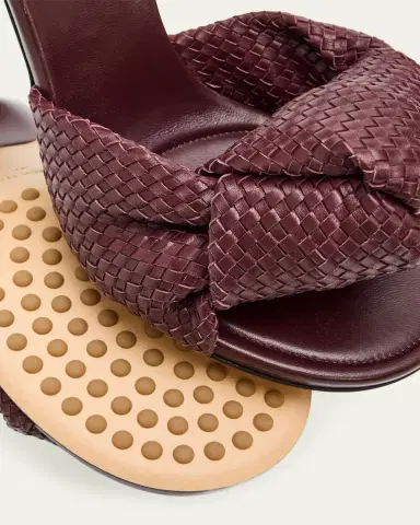 Bottega Veneta 90mm Cherry Intrecciato Leather Mules | Thumbnail 5