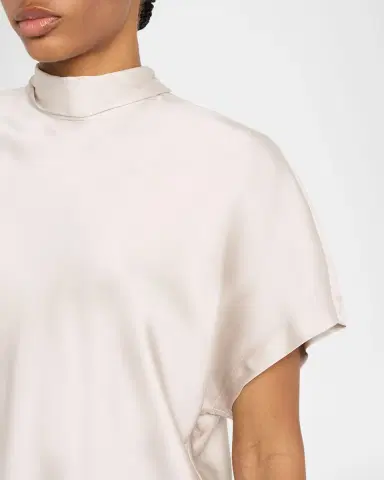 Brunello Cucinelli Back-Tie Short-Sleeve Silk Blouse | Thumbnail 5 Brunello Cucinelli Back-Tie Short-Sleeve Silk Blouse | Thumbnail 5