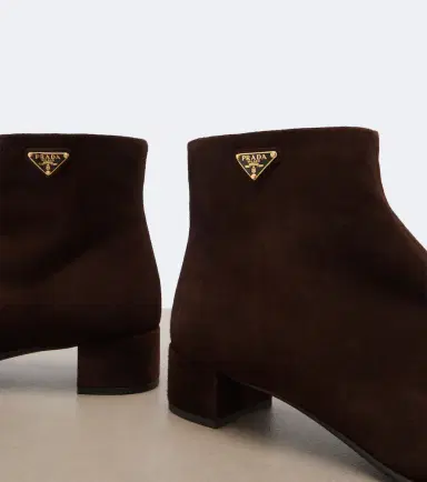 Prada Logo suede ankle boots | Thumbnail 4