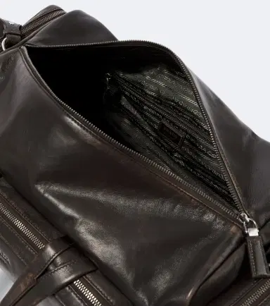 Prada Distressed leather duffel bag | Thumbnail 3