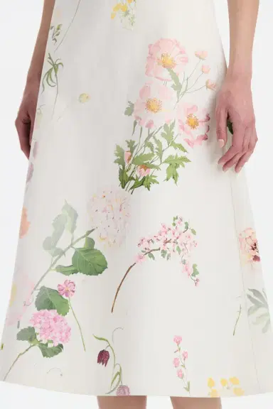 Oscar de la Renta Mixed Botanical Denim Skirt | Thumbnail 3