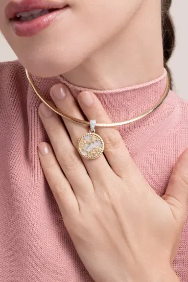 Foundrae Resilience - Diamond Pavé Small Floral Screen Sleek Collar Necklace | Thumbnail 3
