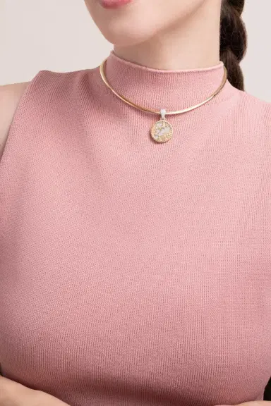 Foundrae Resilience - Diamond Pavé Small Floral Screen Sleek Collar Necklace | Thumbnail 4