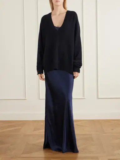 Nili Lotan Camelia Cashmere Sweater | Thumbnail 2 Nili Lotan Camelia Cashmere Sweater | Thumbnail 2