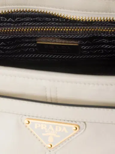 Prada Women's Bonnie Large Leather Top Handle Bag | Thumbnail 4 Prada Women's Bonnie Large Leather Top Handle Bag | Thumbnail 4