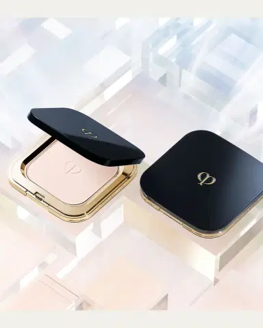CLÉ DE PEAU BEAUTÉ Refining Pressed Powder | Thumbnail 5 CLÉ DE PEAU BEAUTÉ Refining Pressed Powder | Thumbnail 5