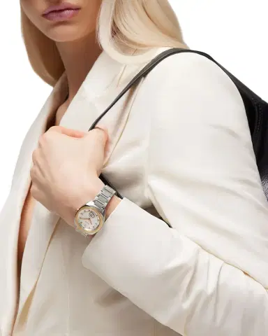 Gucci Interlocking 29mm Watch with Diamonds | Thumbnail 1