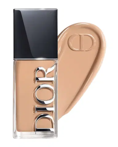 Dior Forever Skin Glow Foundation | Thumbnail 1 Dior Forever Skin Glow Foundation | Thumbnail 1