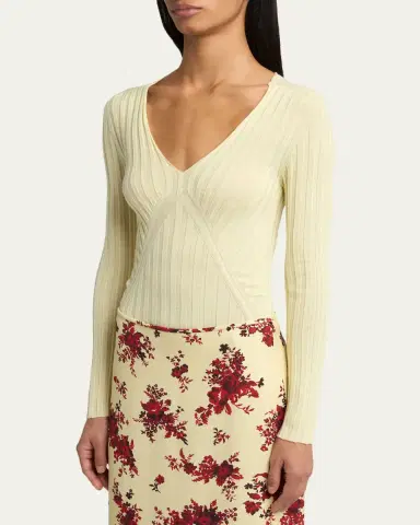 Jil Sander Cashmere-Silk V-Neck Sweater | Thumbnail 4 Jil Sander Cashmere-Silk V-Neck Sweater | Thumbnail 4