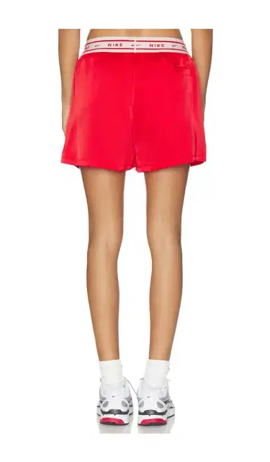 Nike Women's Loose Shorts | Thumbnail 4 Nike Women's Loose Shorts | Thumbnail 4