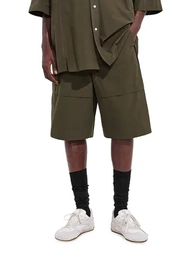 Bottega Veneta Men's Macro Intreccio Cotton Shorts - Wader Green | Thumbnail 1
