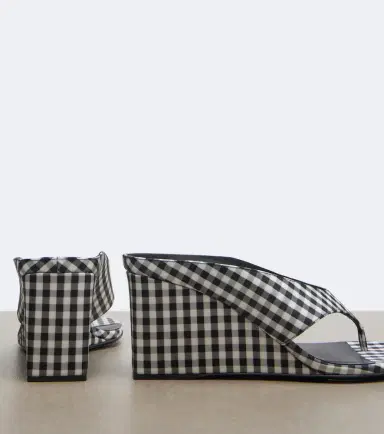Alaia Alaïa Cube gingham wedge thong sandals | Thumbnail 4
