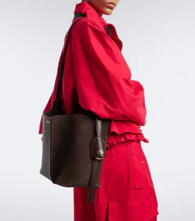 Loewe Bilbao Medium leather bucket bag | Thumbnail 7 Loewe Bilbao Medium leather bucket bag | Thumbnail 7