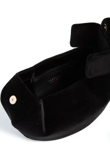 Gabriela Hearst Soft Demi Clutch in Black Cotton Velvet | Thumbnail 4