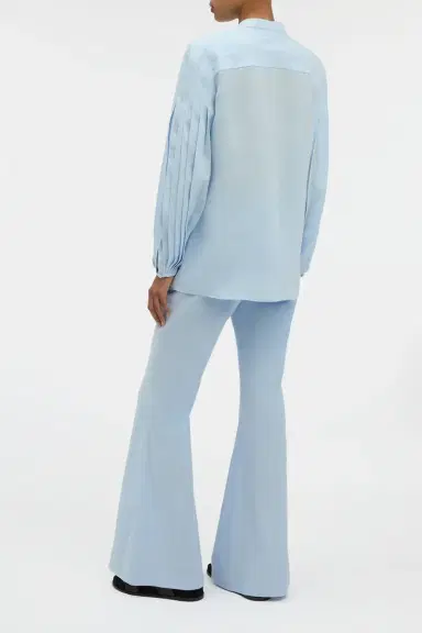 Gabriela Hearst Laetitia Blouse in Light Blue Aloe Linen | Thumbnail 4