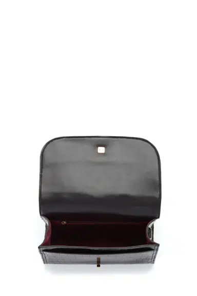 Gabriela Hearst Medium Leonora Flap Bag in Black Crocodile Leather with Sunglasses Pouch | Thumbnail 6 Gabriela Hearst Medium Leonora Flap Bag in Black Crocodile Leather with Sunglasses Pouch | Thumbnail 6