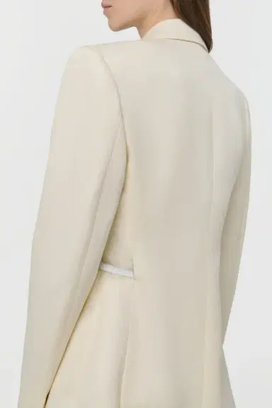 Gabriela Hearst Epona Rope Blazer in Textured Linen Slub | Thumbnail 8 Gabriela Hearst Epona Rope Blazer in Textured Linen Slub | Thumbnail 8