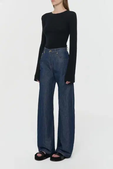 Gabriela Hearst Amoret Barrel-leg Jean in Indigo Blue Recycled Cotton Linen Denim | Thumbnail 3 Gabriela Hearst Amoret Barrel-leg Jean in Indigo Blue Recycled Cotton Linen Denim | Thumbnail 3